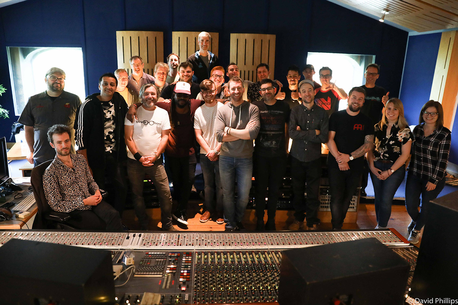 21 Drummers and Turors at Studio